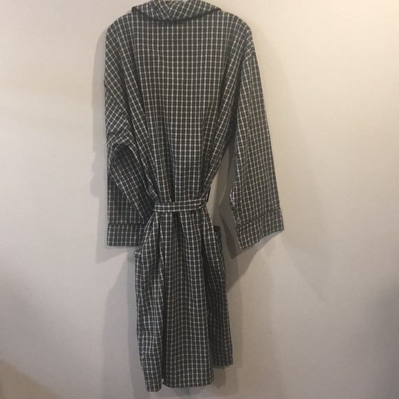 BOTTOMS OUT Men’s Woven Shawl Collar Robe - Picture 9 of 12